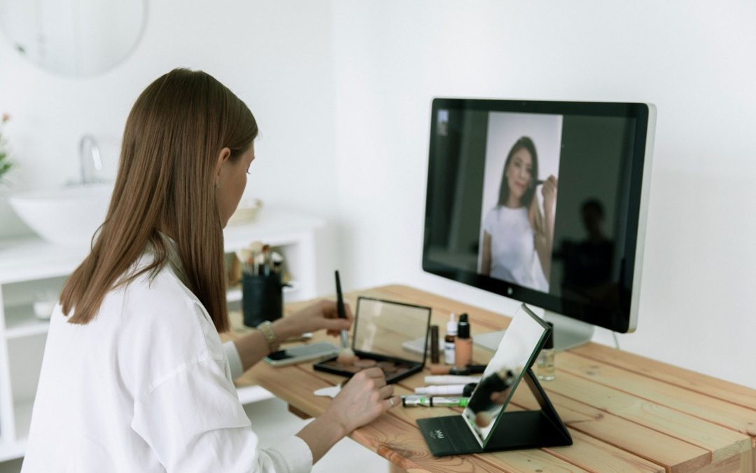 5 Reasons to Choose an Online Eyebrow Course