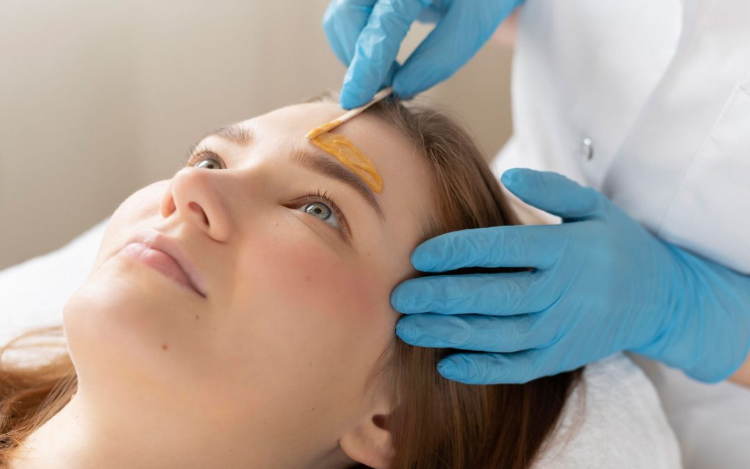 The Benefits of Using Premium Eyebrow Waxing Kits