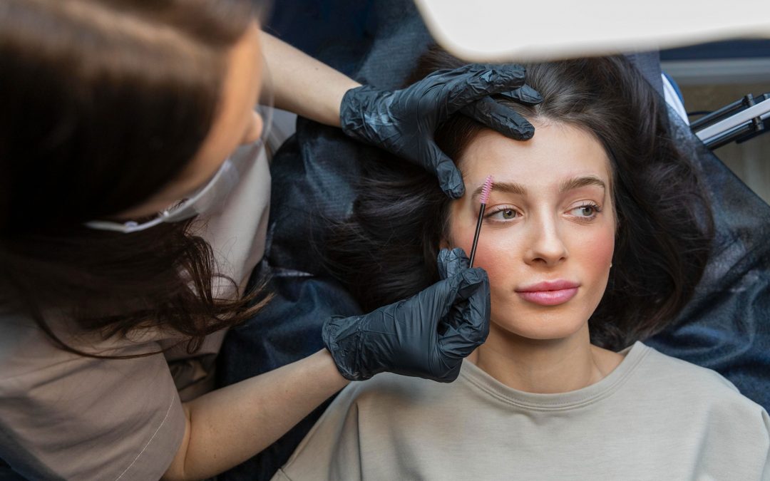 What Are the Perks of Our Online Henna Brow Course