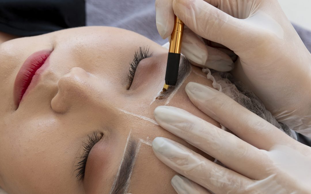 3 Steps to Wax the Eyebrow Perfectly & Professionally