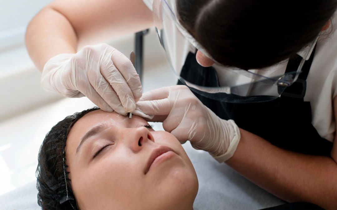 Enhance Your Salon Offerings with Online Henna Brows Course